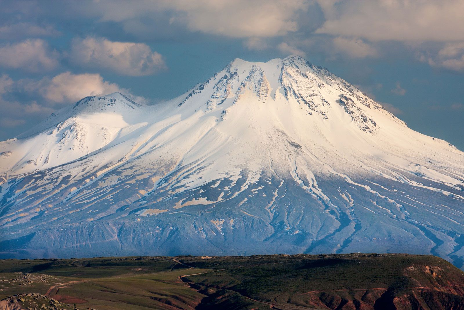 Mount Ararat viewed from Yerevan, Armenia