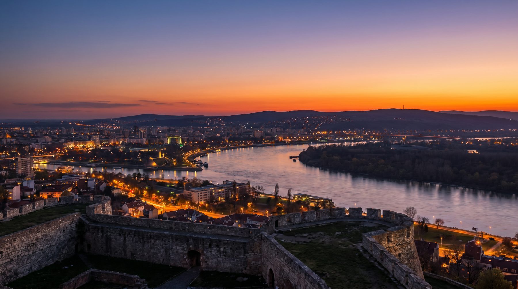 Belgrade rivers at dusk — Serbia