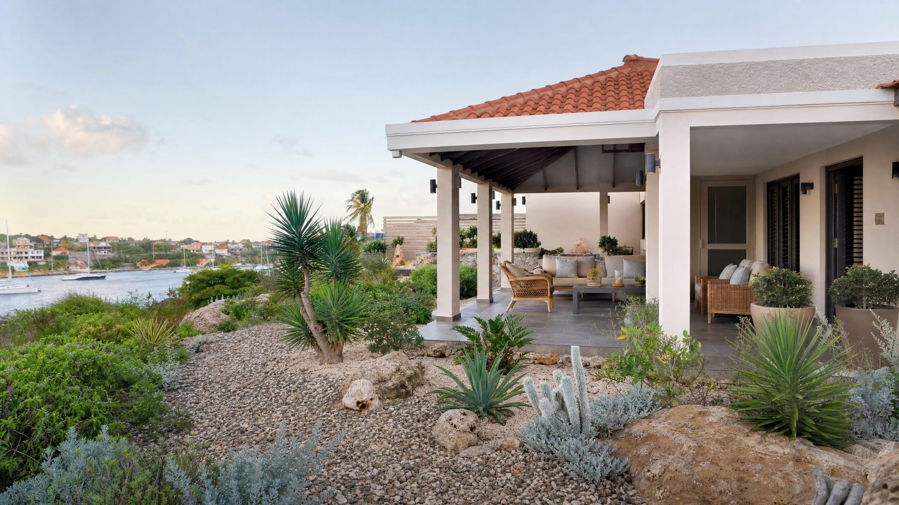 Curaçao Penshonado qualifying property with dry tropical landscaping